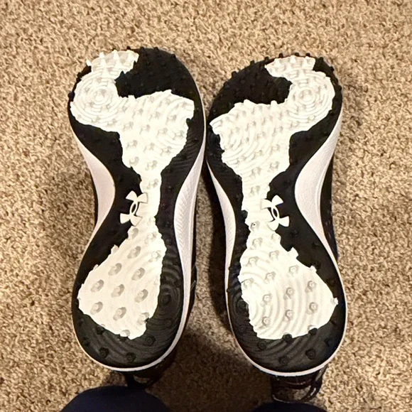 Under Armour Black and White Sports Cleats - Picture 4 of 5
